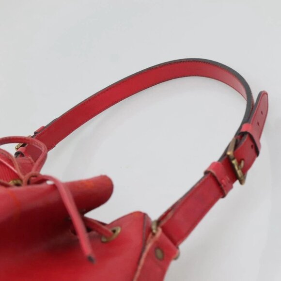 LOUIS VUITTON Epi Petit Noe Shoulder Bag Red M44107 LV Auth 129608 - Picture 9 of 16